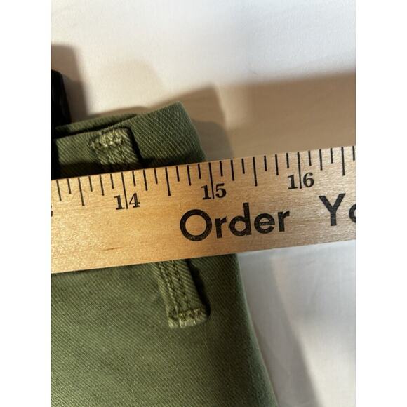 Mother Women’s high waisted Size 30 Avacado Green Straight Leg Seamed Curb Side - Picture 8 of 13